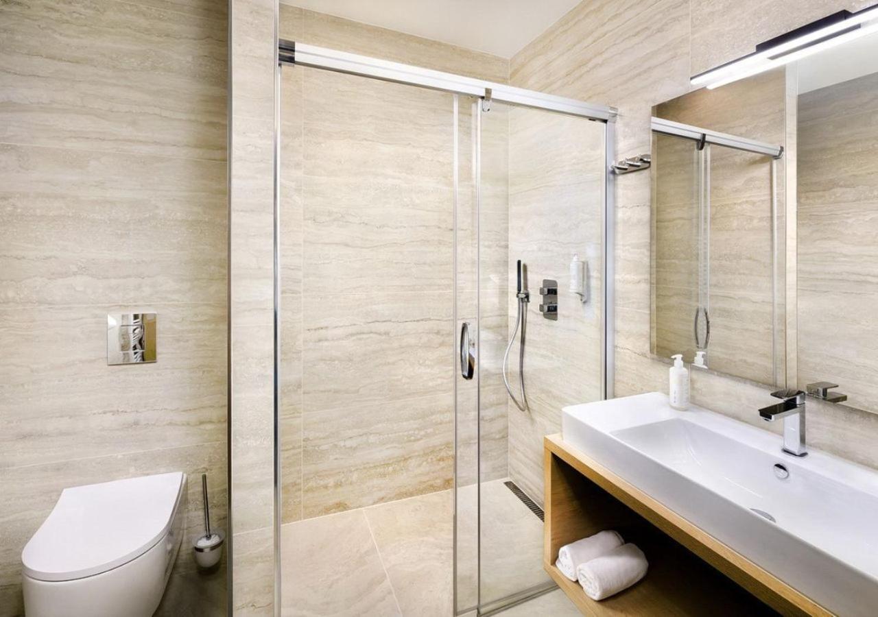 Hotel Galeria Thermal Besenova Ngoại thất bức ảnh