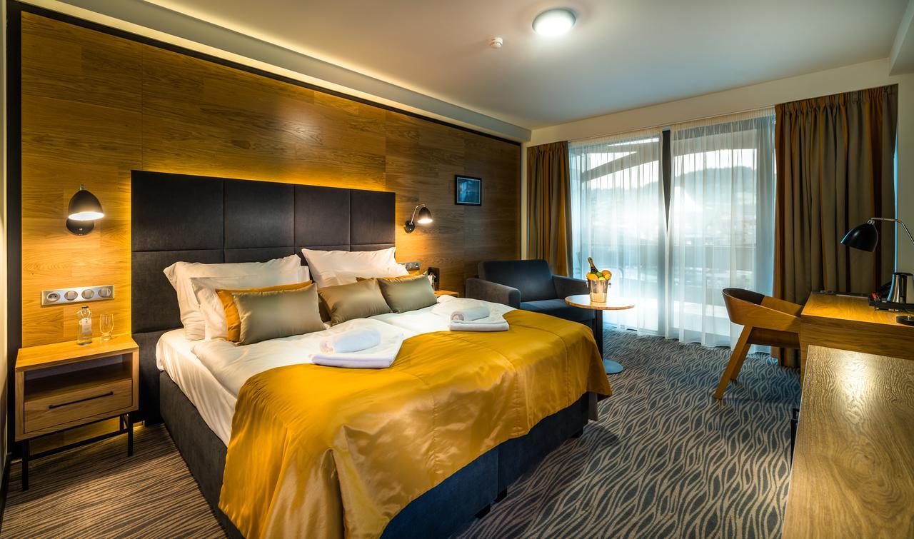 Hotel Galeria Thermal Besenova Ngoại thất bức ảnh