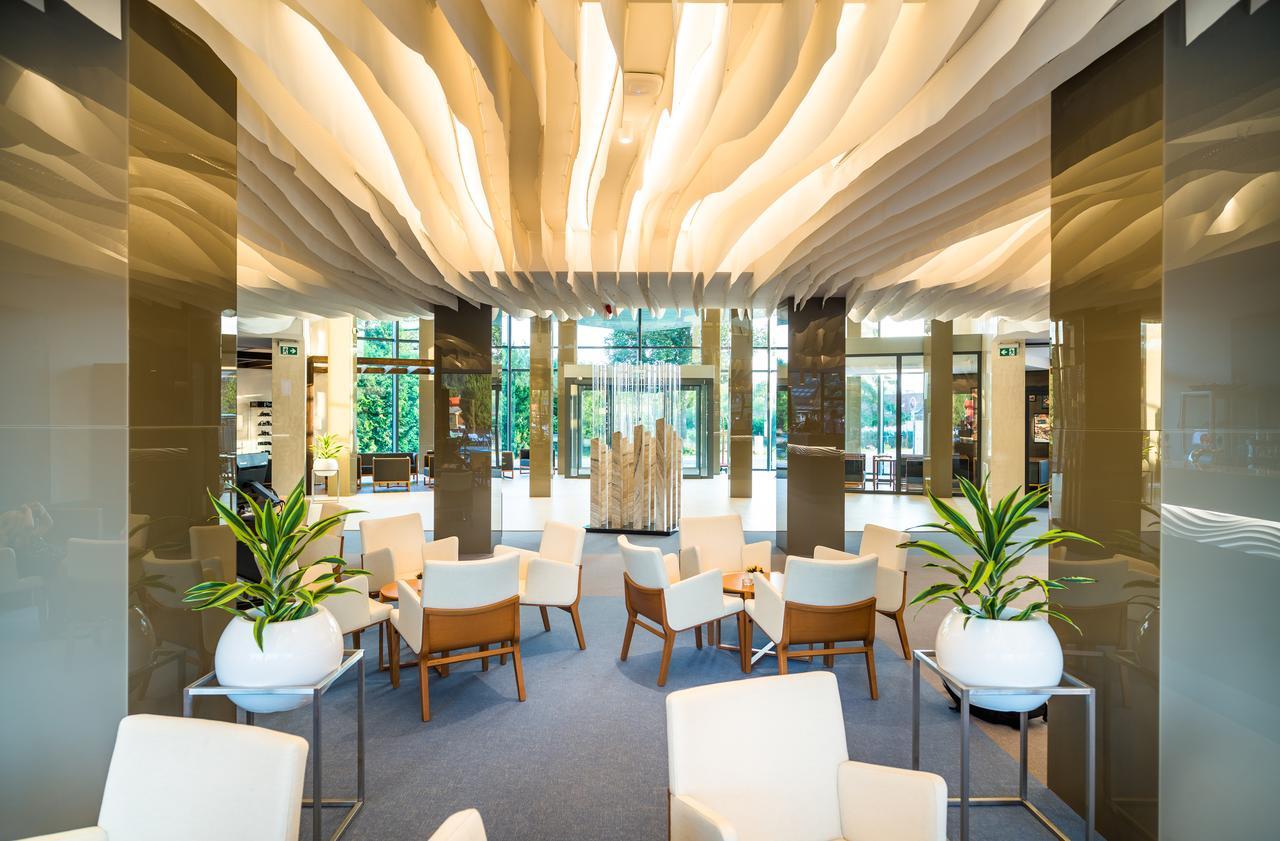 Hotel Galeria Thermal Besenova Ngoại thất bức ảnh