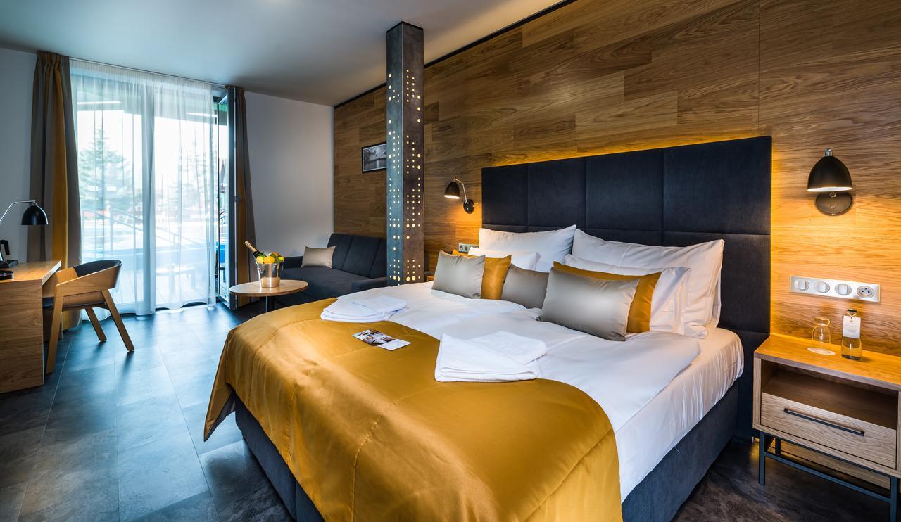 Hotel Galeria Thermal Besenova Ngoại thất bức ảnh
