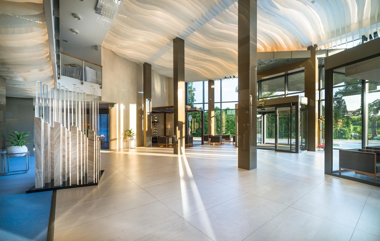 Hotel Galeria Thermal Besenova Ngoại thất bức ảnh