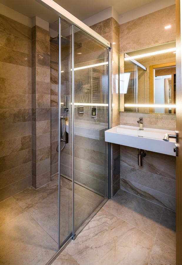 Hotel Galeria Thermal Besenova Ngoại thất bức ảnh